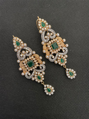 SAARIKA EARRINGS - GREEN