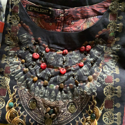 Limelight jewels black small lawn shirt