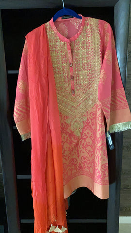 Limelight peach kurti with chiffon dupatta large