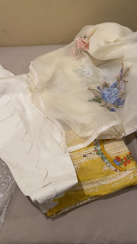 Sana Safinaz yellow suit 11B